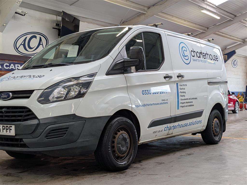 <p>2015 FORD TRANSIT CUSTOM 270 ECO-TE</p>
