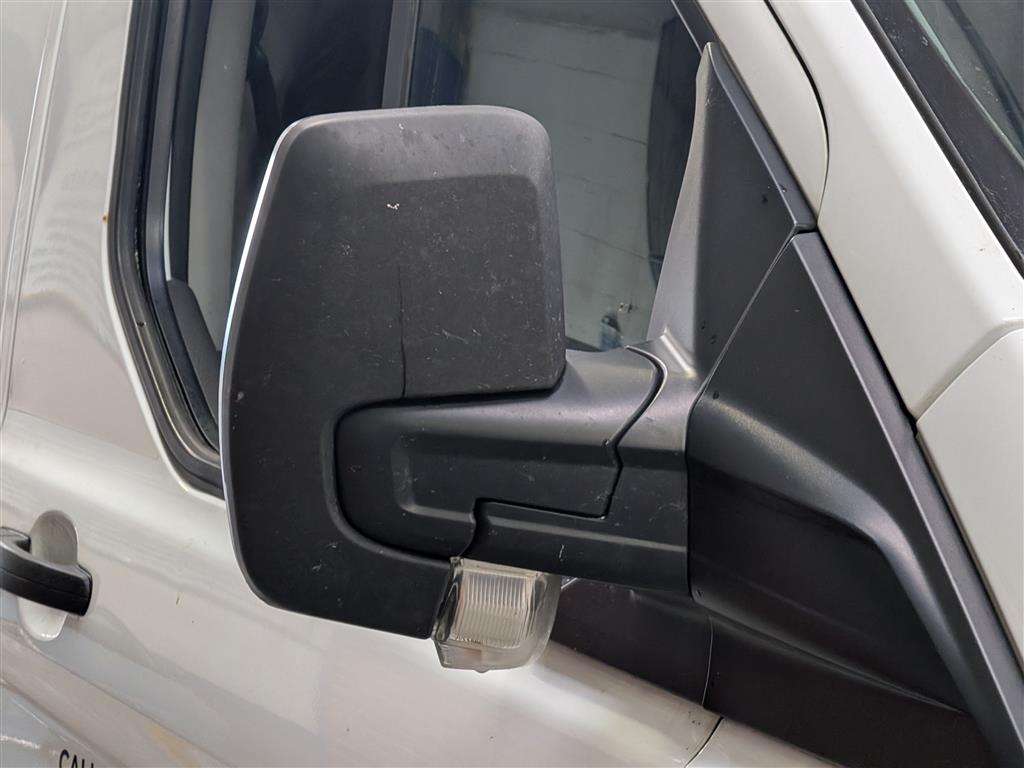 <p>2015 FORD TRANSIT CUSTOM 270 ECO-TE</p>