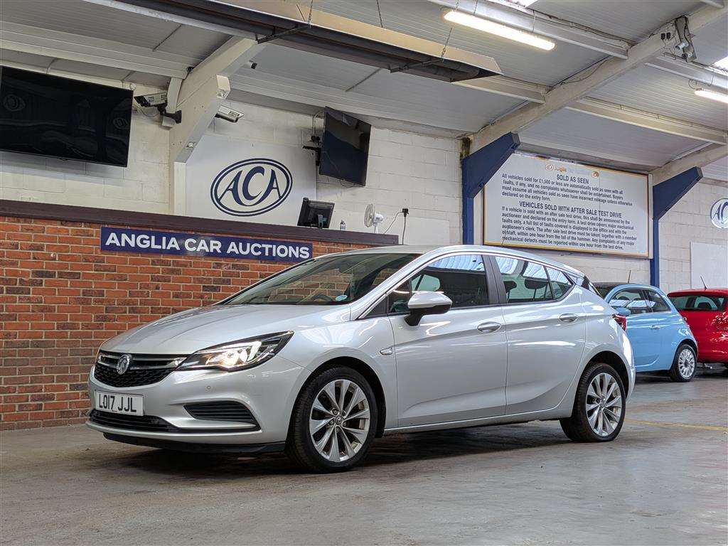 <p>2017 VAUXHALL ASTRA DESIGN CDTI S/S</p>
