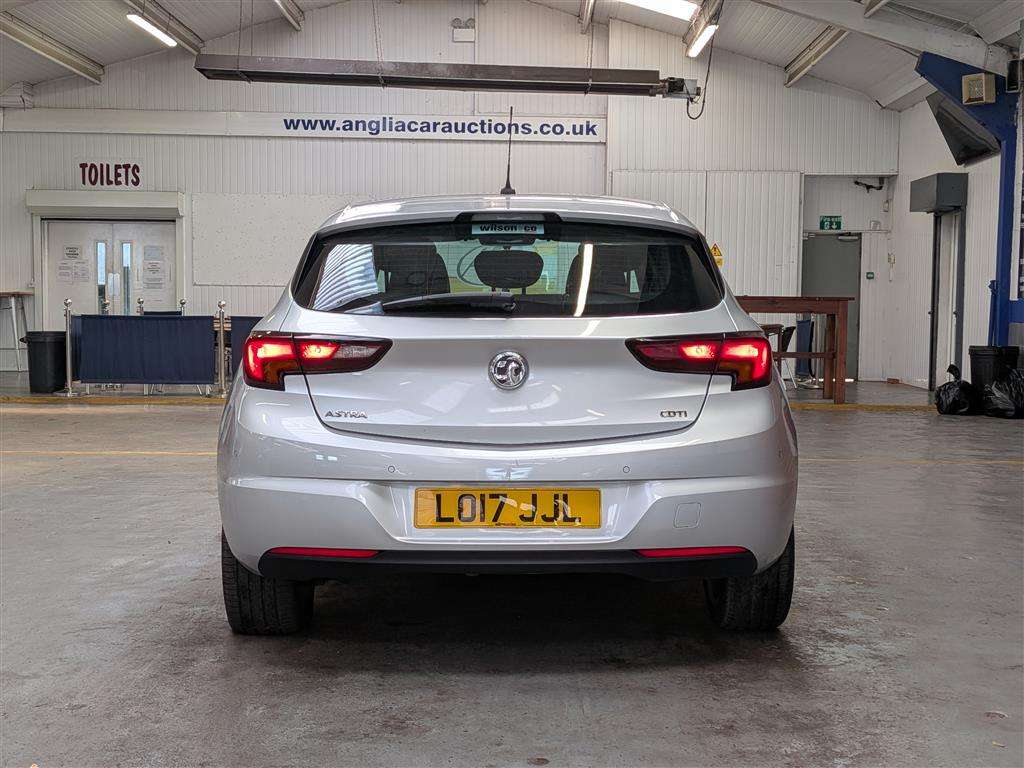 <p>2017 VAUXHALL ASTRA DESIGN CDTI S/S</p>