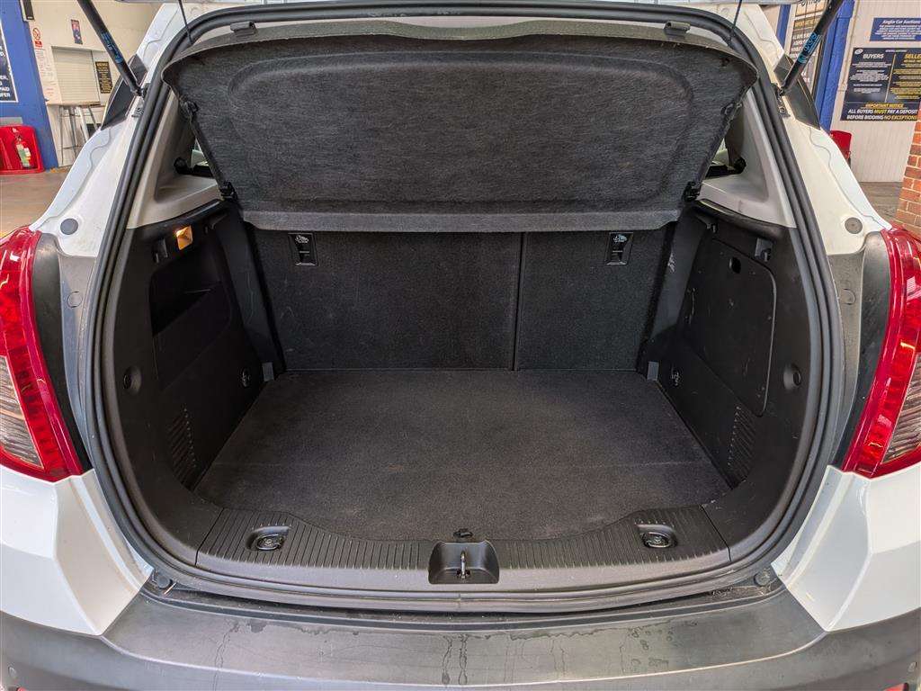 <p>2015 VAUXHALL MOKKA TECH LINE CDTI AUTO</p>
