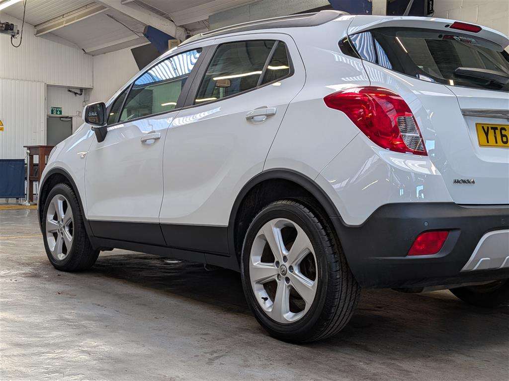 <p>2015 VAUXHALL MOKKA TECH LINE CDTI AUTO</p>