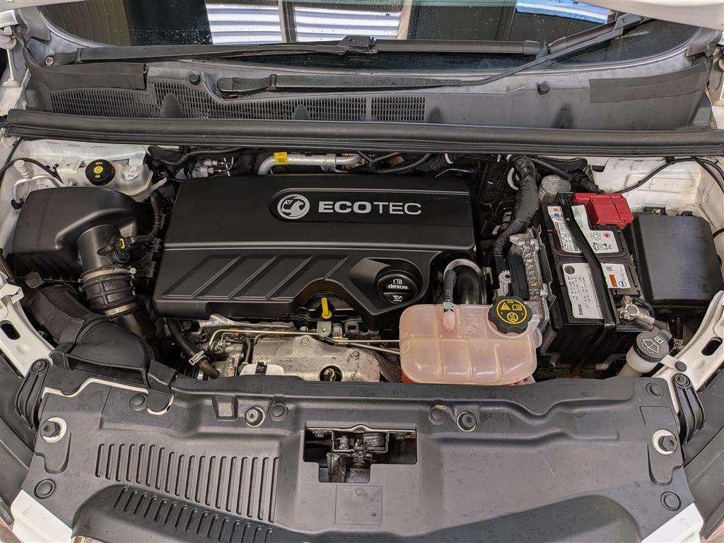 <p>2015 VAUXHALL MOKKA TECH LINE CDTI AUTO</p>