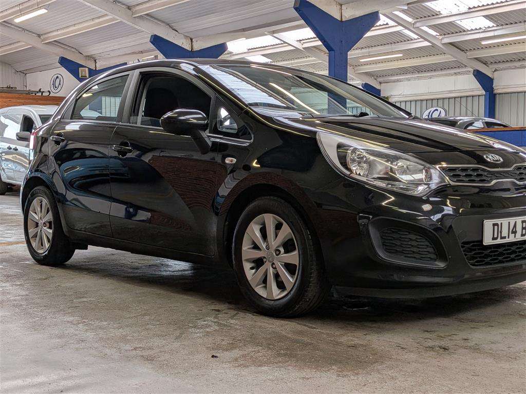<p>2014 KIA RIO VR7</p>