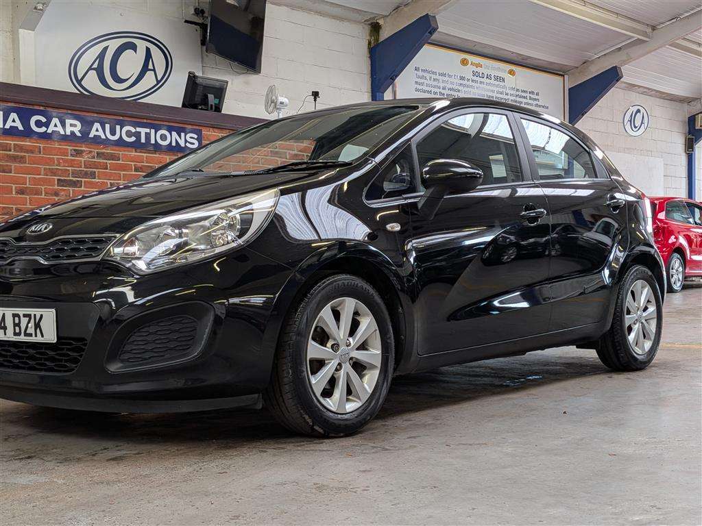 <p>2014 KIA RIO VR7</p>