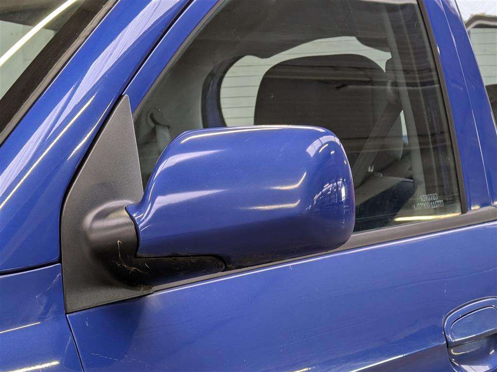 <p>2005 KIA PICANTO LX</p>