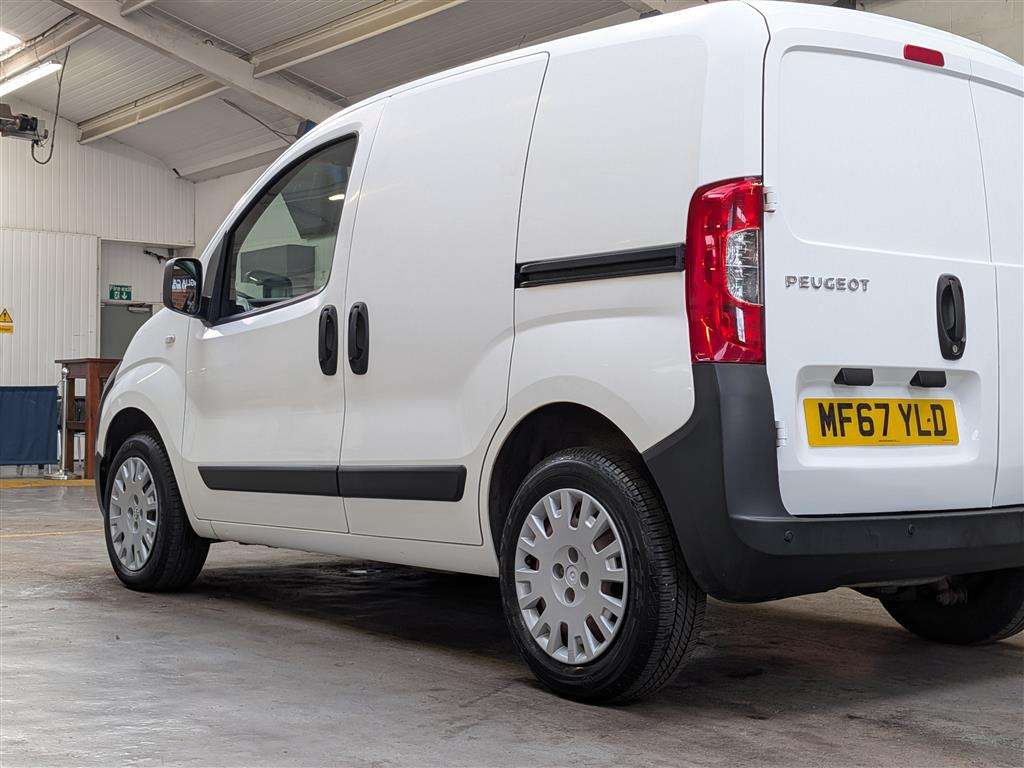 <p>2017 PEUGEOT BIPPER PROFESSIONAL HDI</p>