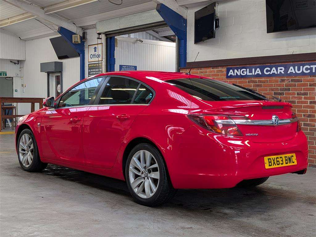 <p>2013 VAUXHALL INSIGNIA SRI</p>