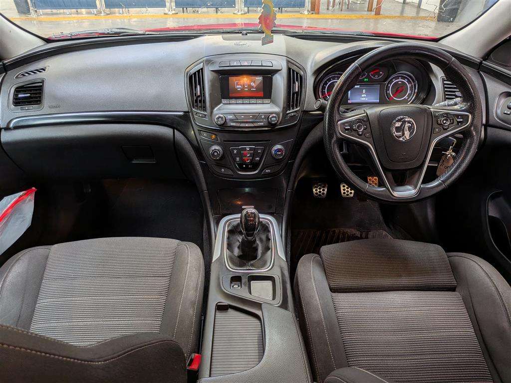 <p>2013 VAUXHALL INSIGNIA SRI</p>
