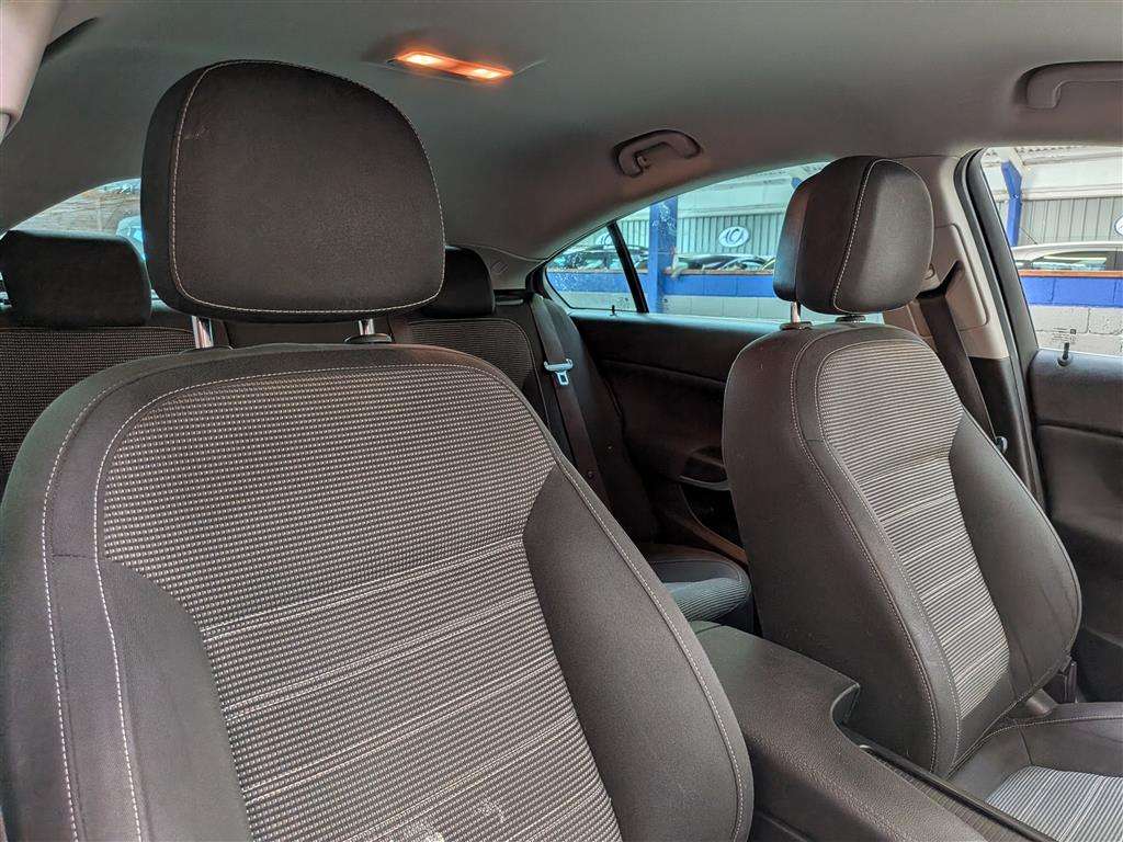 <p>2013 VAUXHALL INSIGNIA SRI</p>