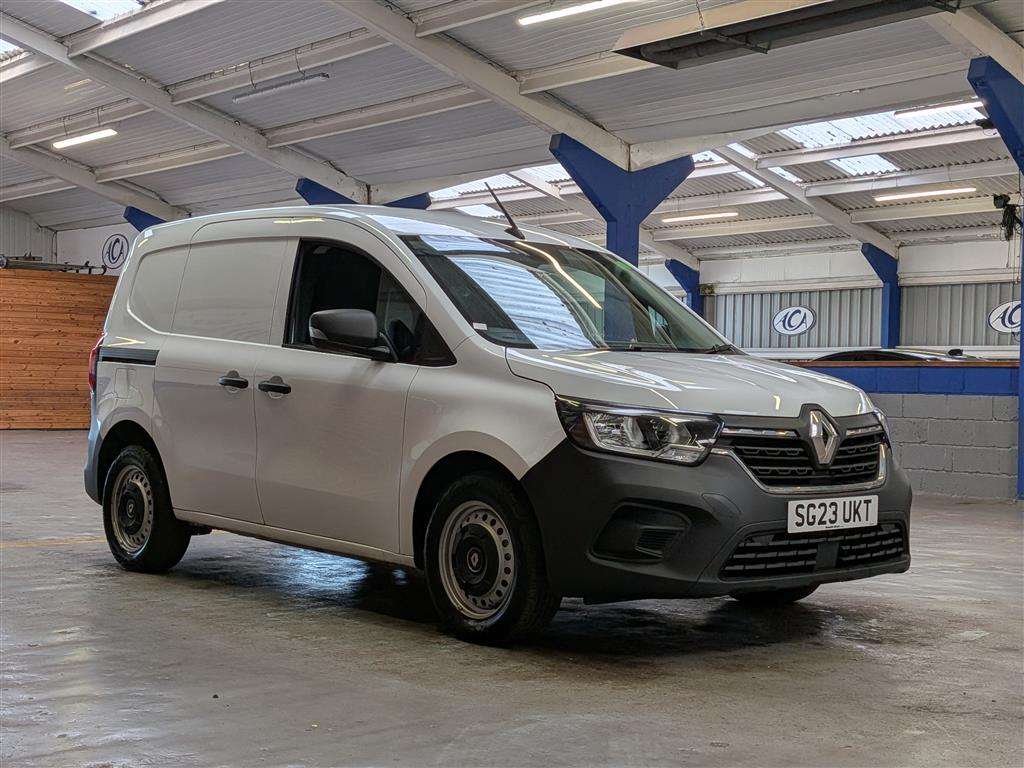 <p>2023 RENAULT KANGOO ML19 START BLUE DC</p>