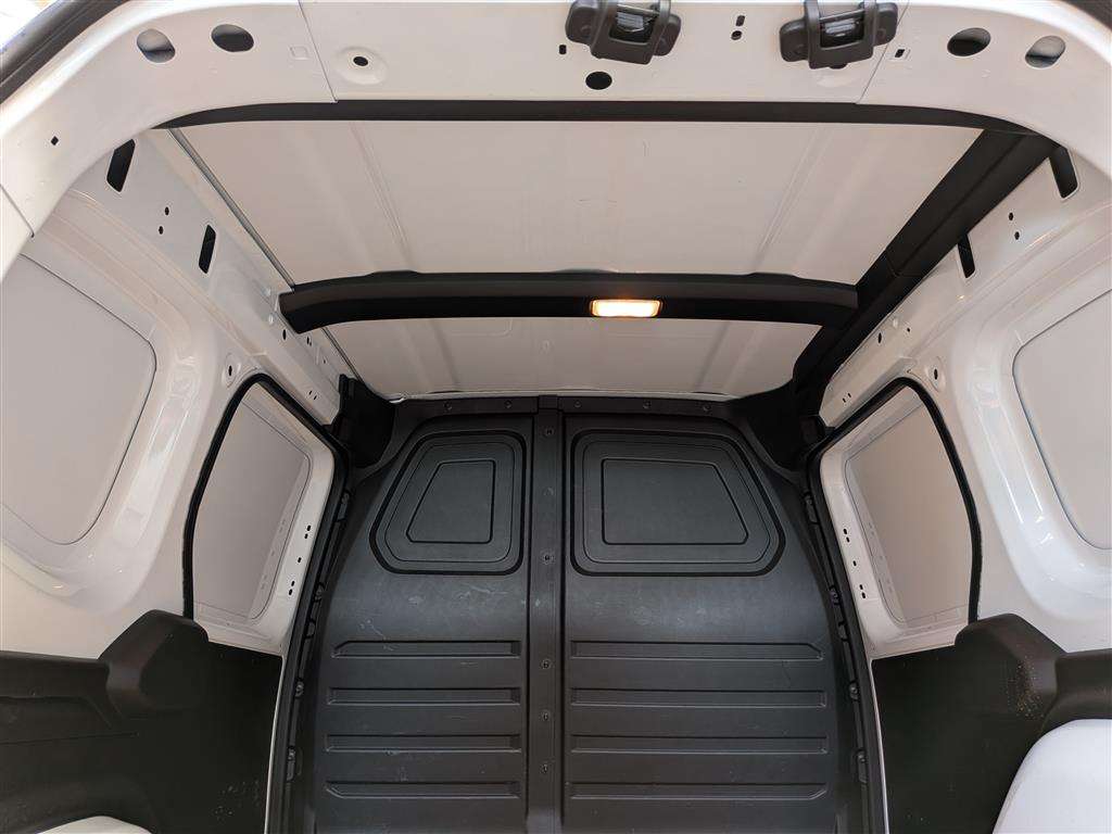 <p>2023 RENAULT KANGOO ML19 START BLUE DC</p>