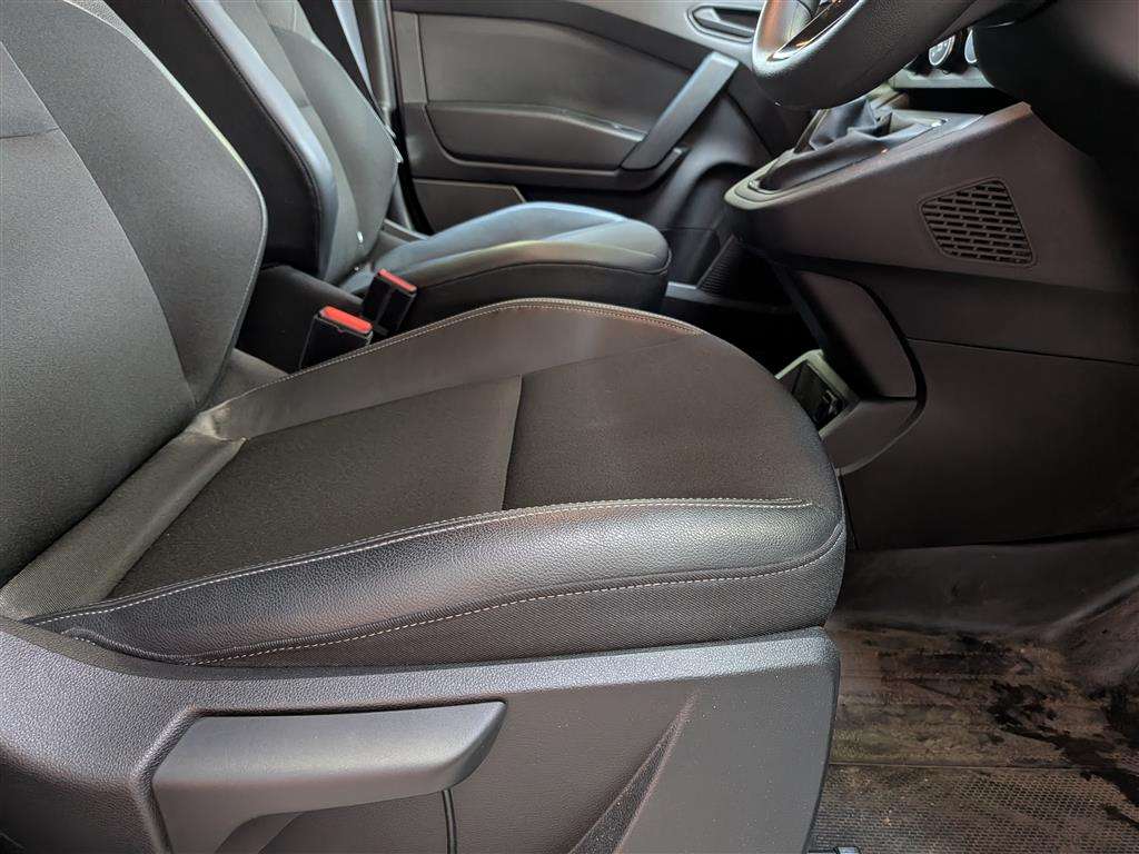 <p>2023 RENAULT KANGOO ML19 START BLUE DC</p>