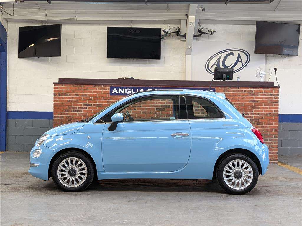 <p>2016 FIAT 500 LOUNGE TWINAIR</p>