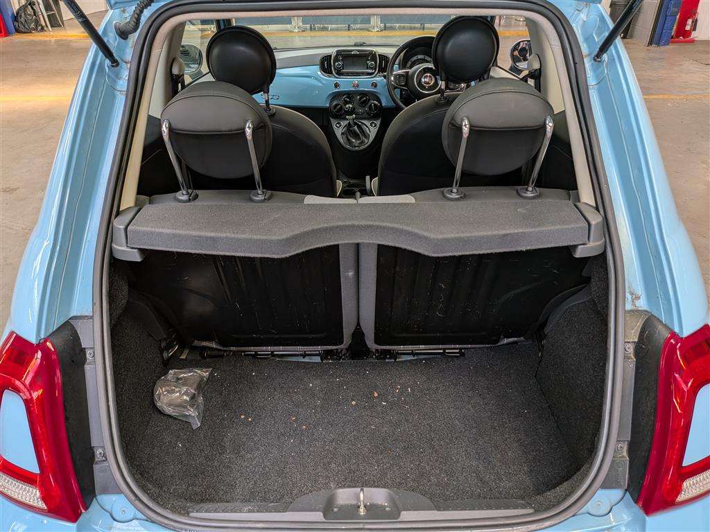 <p>2016 FIAT 500 LOUNGE TWINAIR</p>