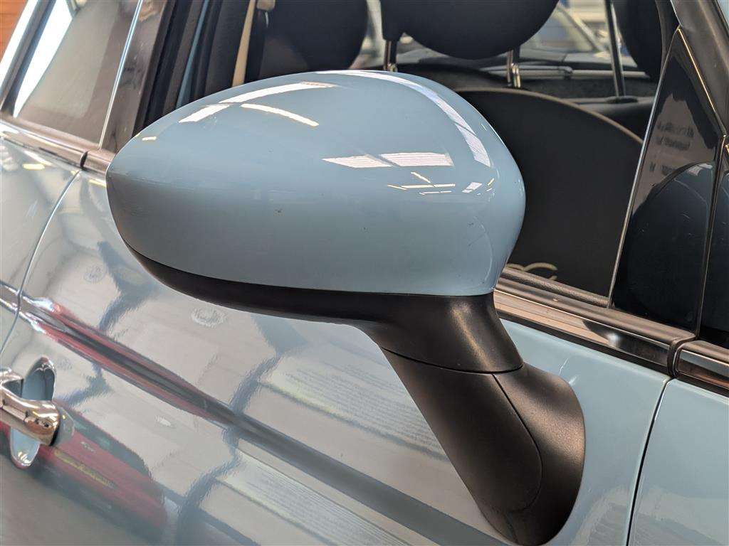 <p>2016 FIAT 500 LOUNGE TWINAIR</p>