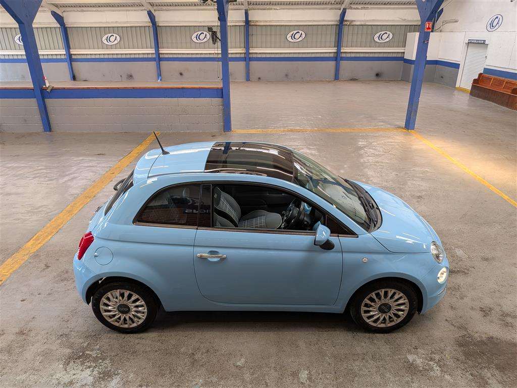 <p>2016 FIAT 500 LOUNGE TWINAIR</p>