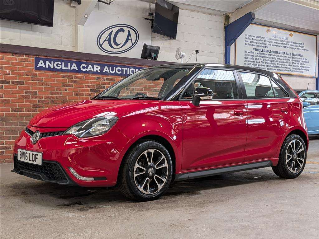 <p>2016 MG 3 STYLE LUX VTI-TECH</p>