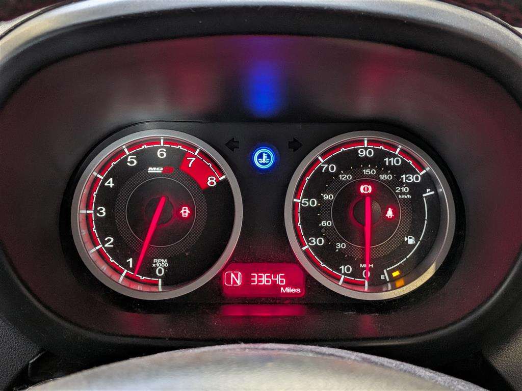 <p>2016 MG 3 STYLE LUX VTI-TECH</p>