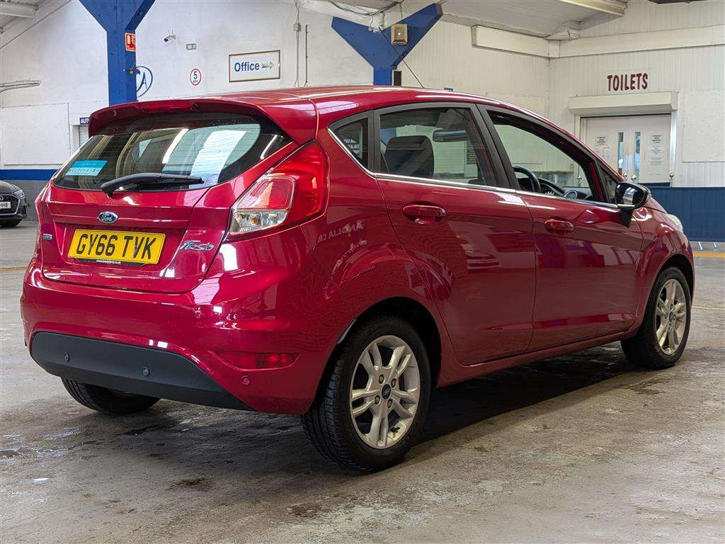 <p>2016 FORD FIESTA ZETEC TURBO</p>