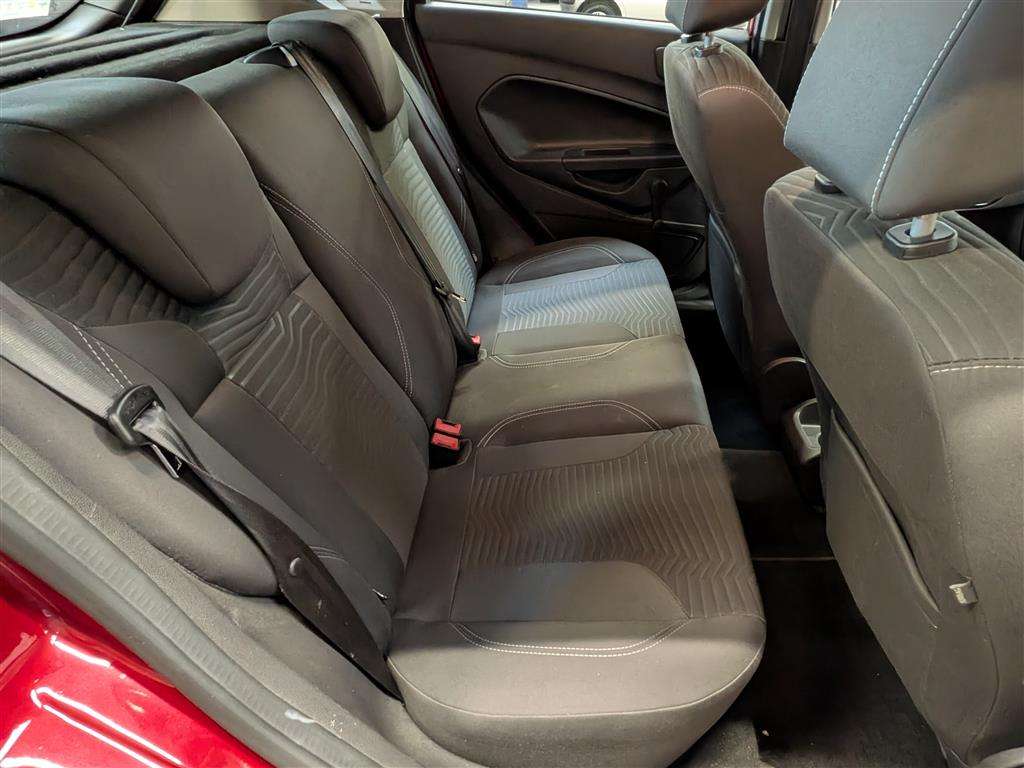 <p>2016 FORD FIESTA ZETEC TURBO</p>