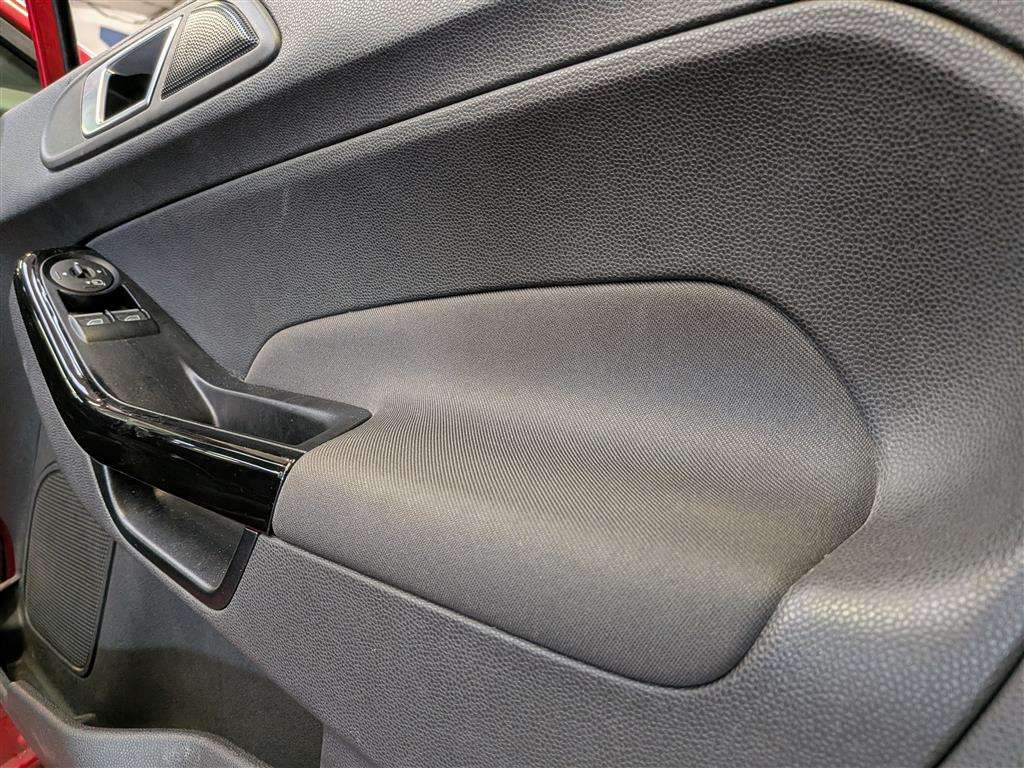 <p>2016 FORD FIESTA ZETEC TURBO</p>