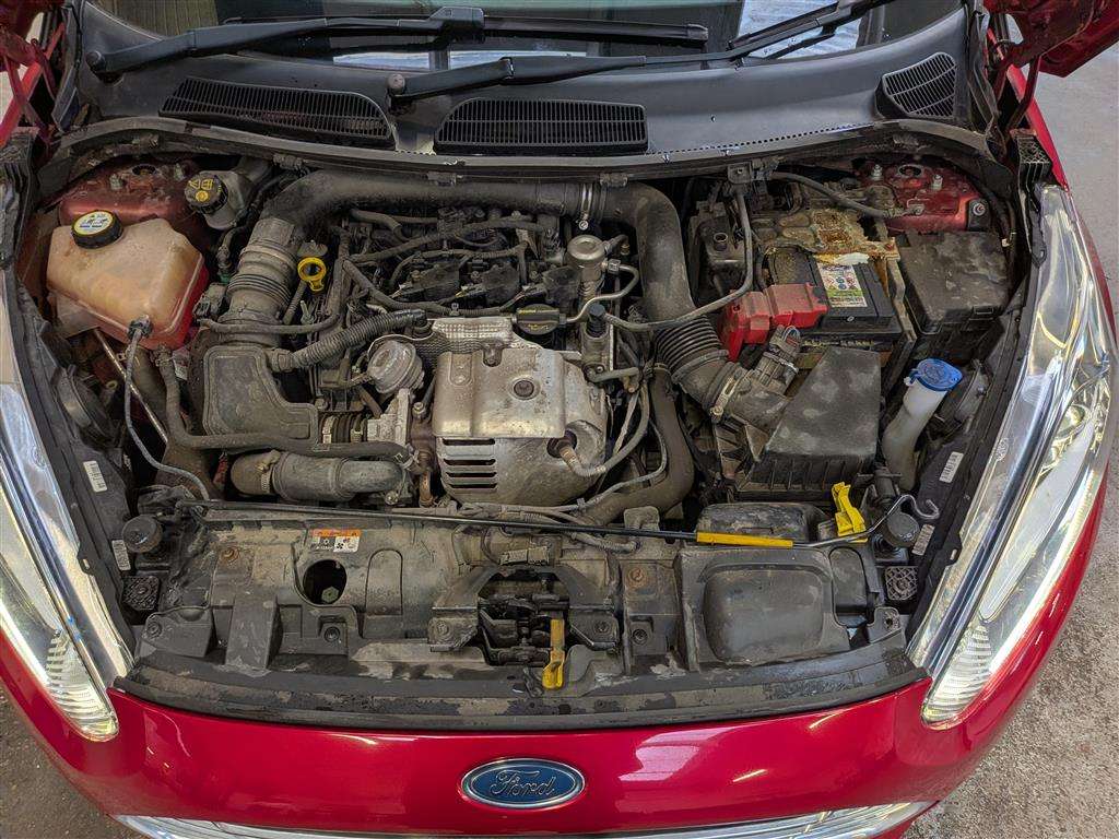 <p>2016 FORD FIESTA ZETEC TURBO</p>