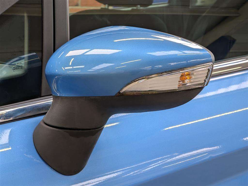 <p>2010 FORD FIESTA ZETEC</p>