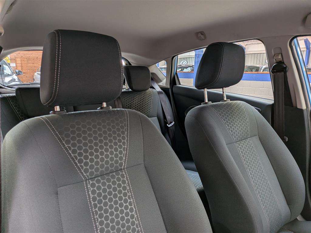 <p>2010 FORD FIESTA ZETEC</p>