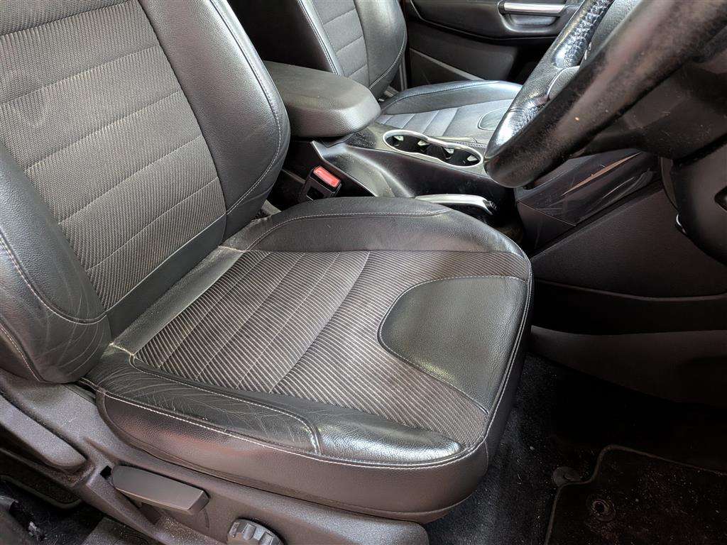 <p>2015 FORD KUGA TITANIUM TDCI 4X4 AU</p>