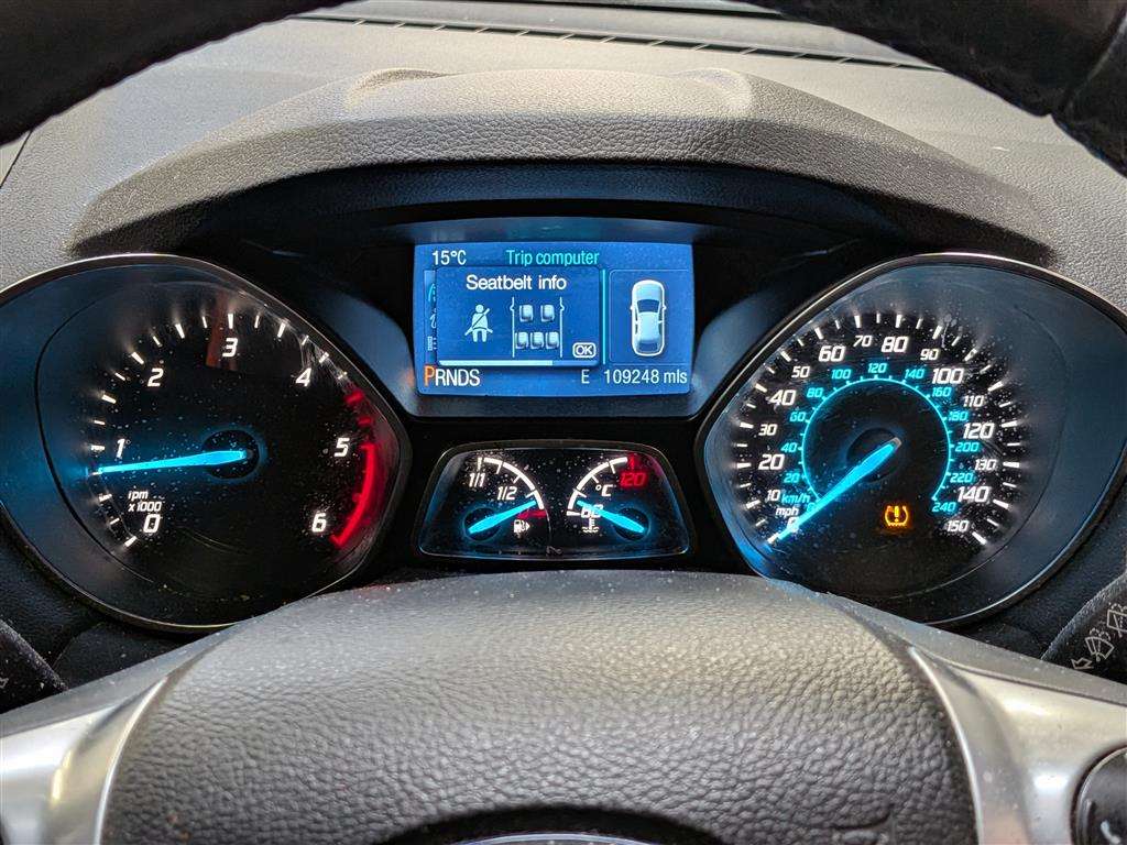 <p>2015 FORD KUGA TITANIUM TDCI 4X4 AU</p>