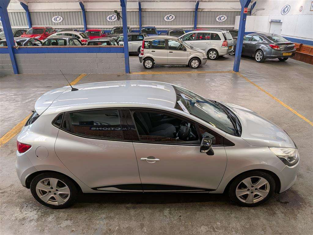 <p>2014 RENAULT CLIO D-QUE M-NAV ENERGY D</p>