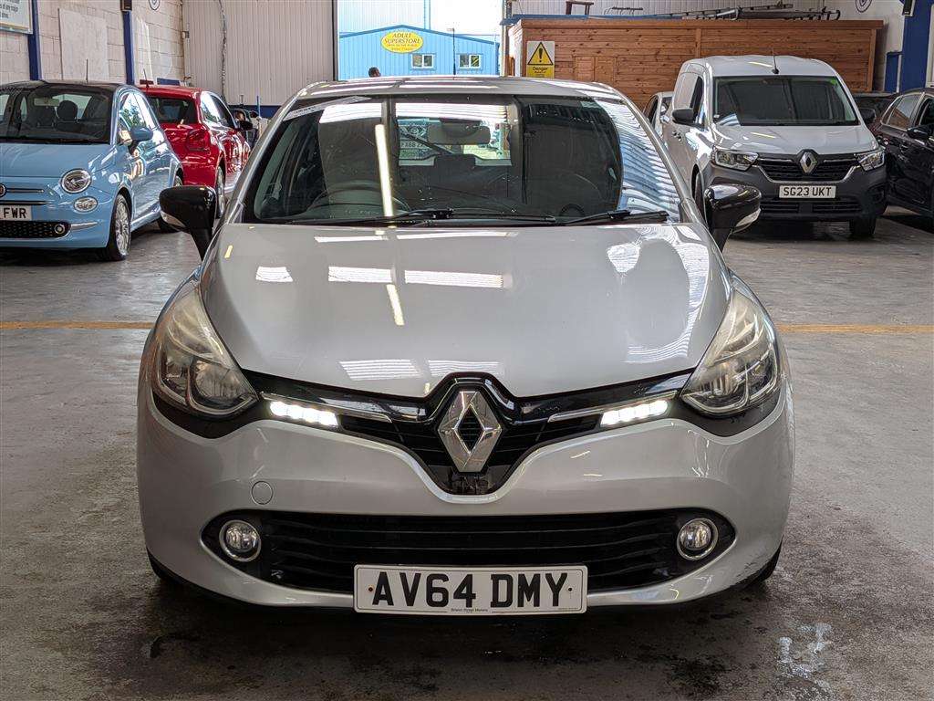 <p>2014 RENAULT CLIO D-QUE M-NAV ENERGY D</p>
