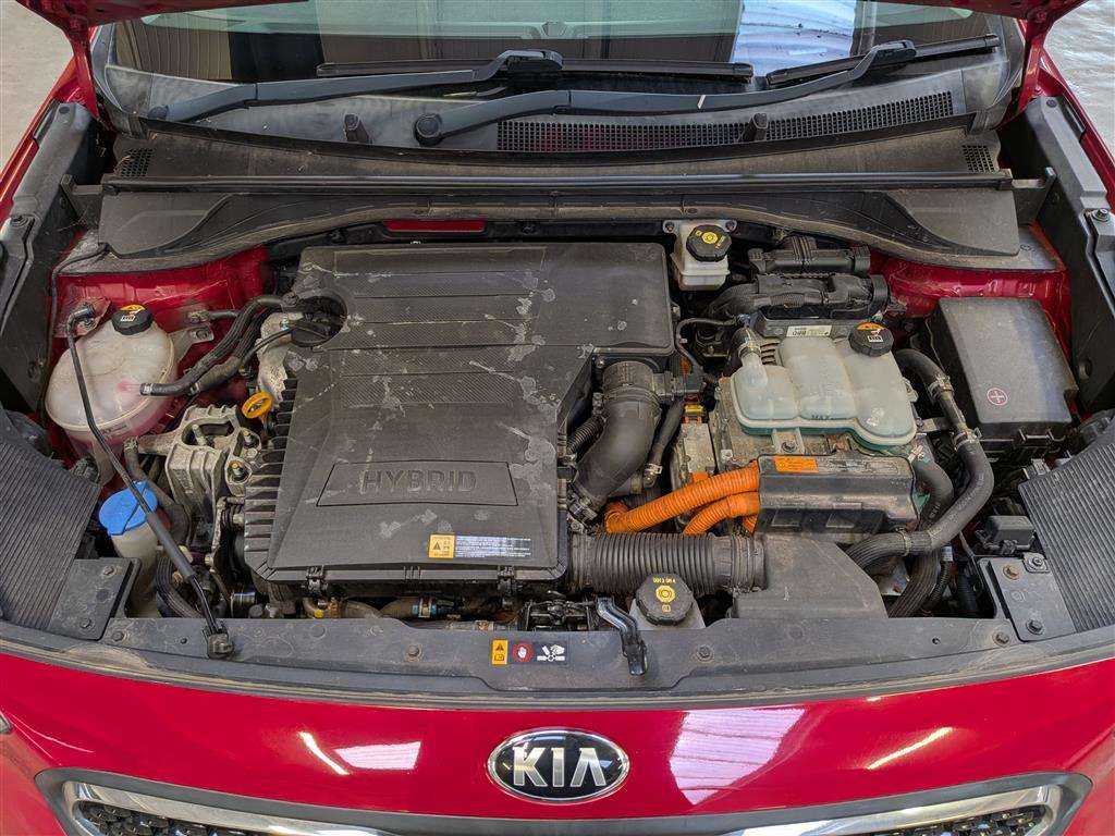 <p>2017 KIA NIRO 2 S-A</p>