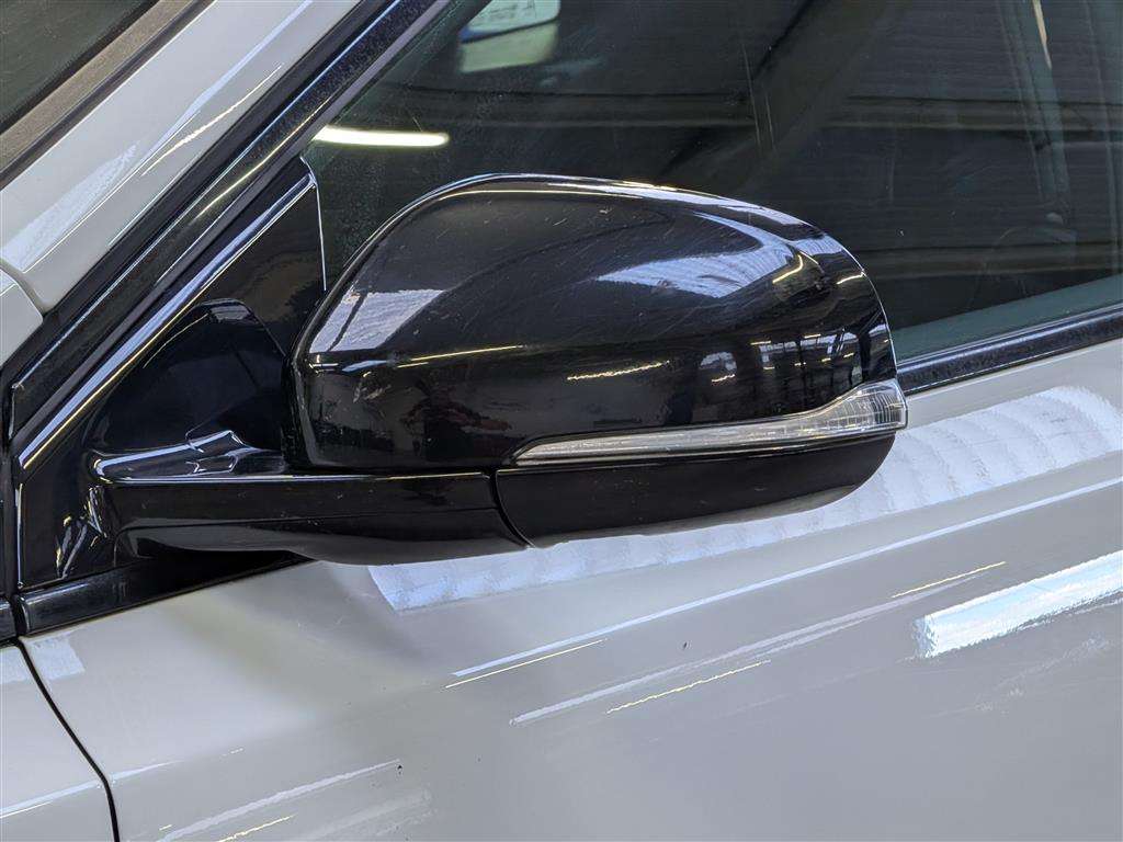 <p>2014 VOLVO V40 CROSS COUNTRY LUX D2</p>