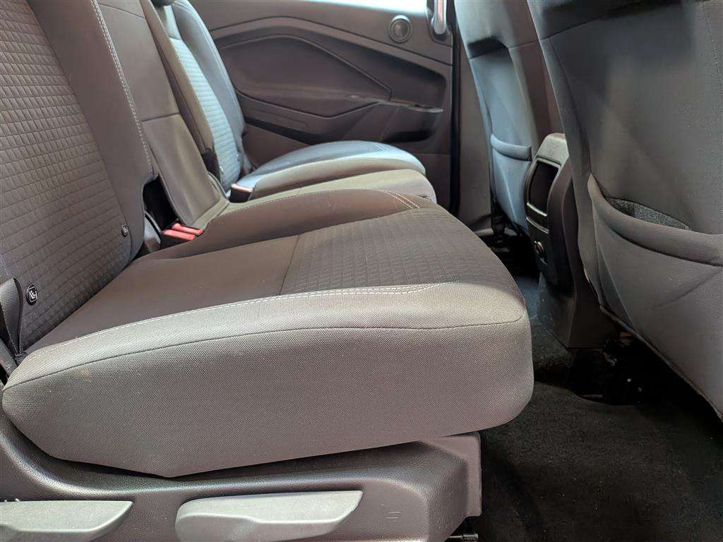 <p>2015 FORD GRAND C-MAX ZETEC TDCI</p>