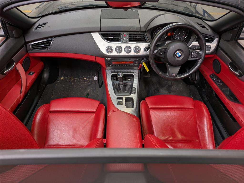<p>2014 BMW Z4 SDRIVE20I M SPORT</p>
