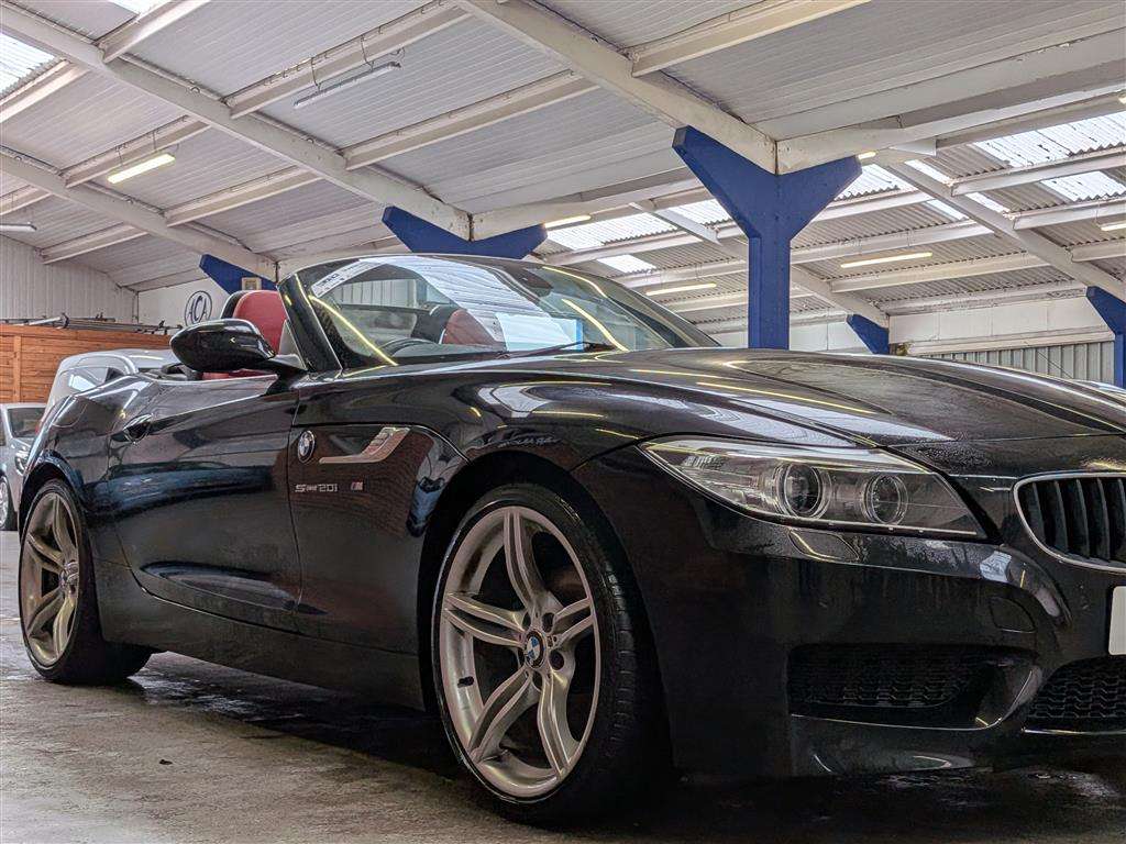 <p>2014 BMW Z4 SDRIVE20I M SPORT</p>