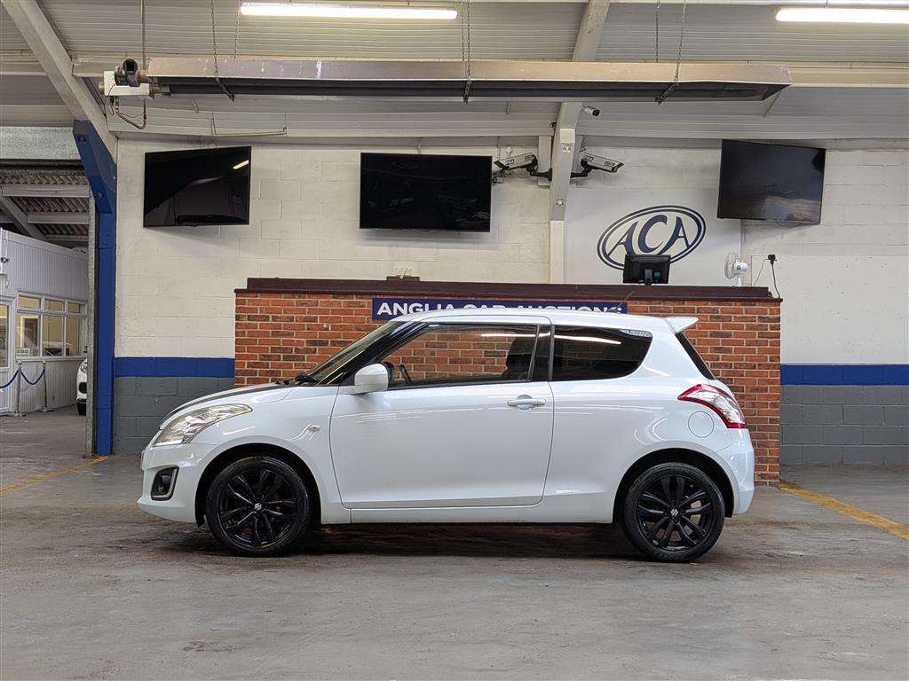 <p>2017 SUZUKI SWIFT SZ-L</p>