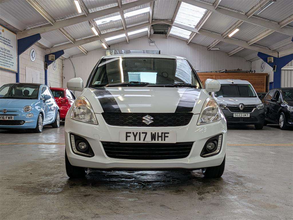 <p>2017 SUZUKI SWIFT SZ-L</p>