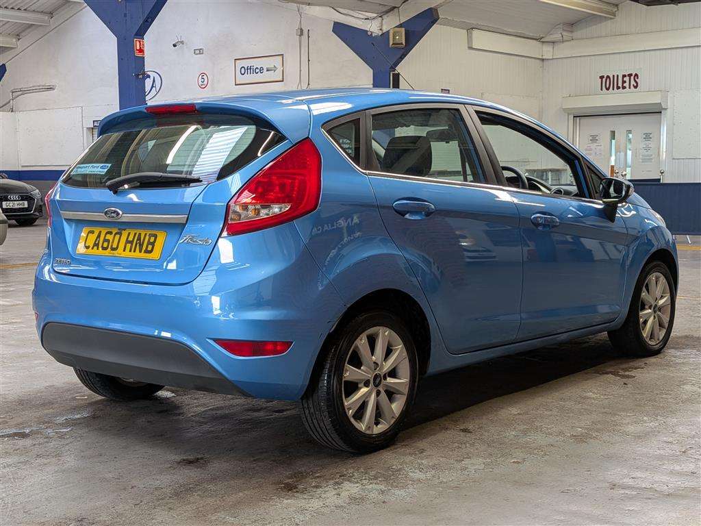 <p>2011 FORD FIESTA ZETEC</p>