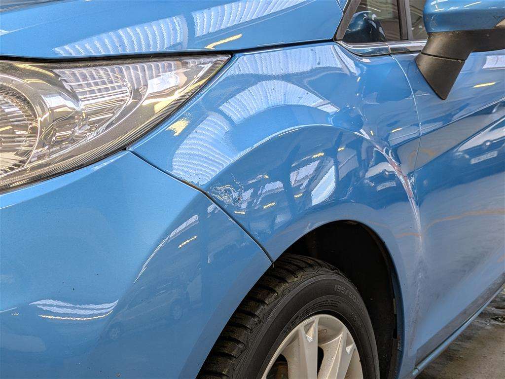 <p>2011 FORD FIESTA ZETEC</p>