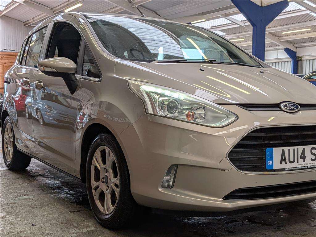 <p>2014 FORD B-MAX ZETEC TDCI</p>