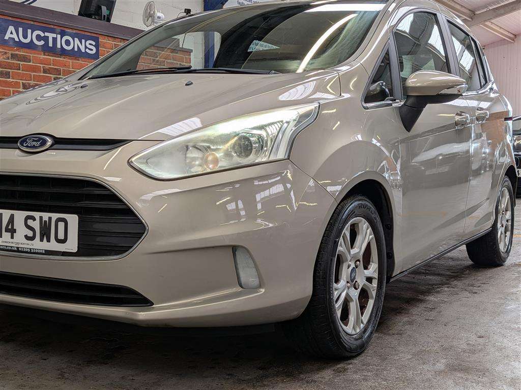<p>2014 FORD B-MAX ZETEC TDCI</p>