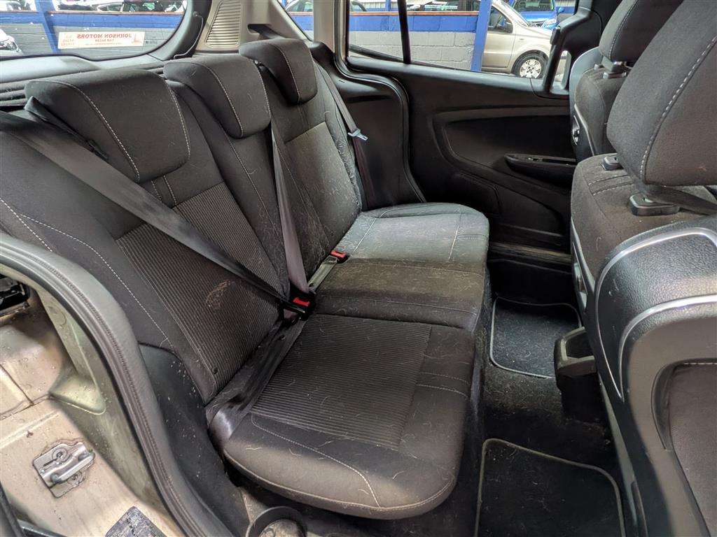 <p>2014 FORD B-MAX ZETEC TDCI</p>