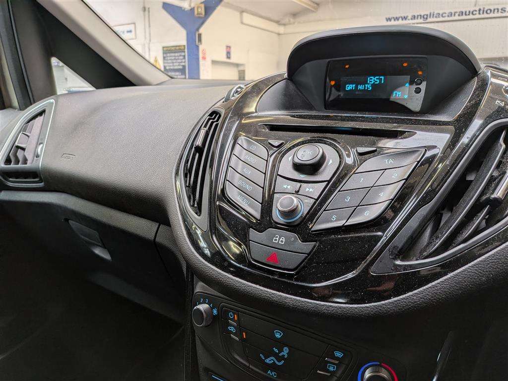 <p>2014 FORD B-MAX ZETEC TDCI</p>