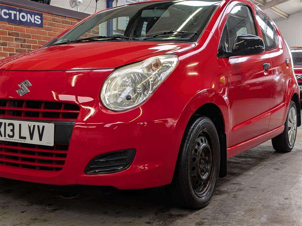 <p>2013 SUZUKI ALTO SZ</p>