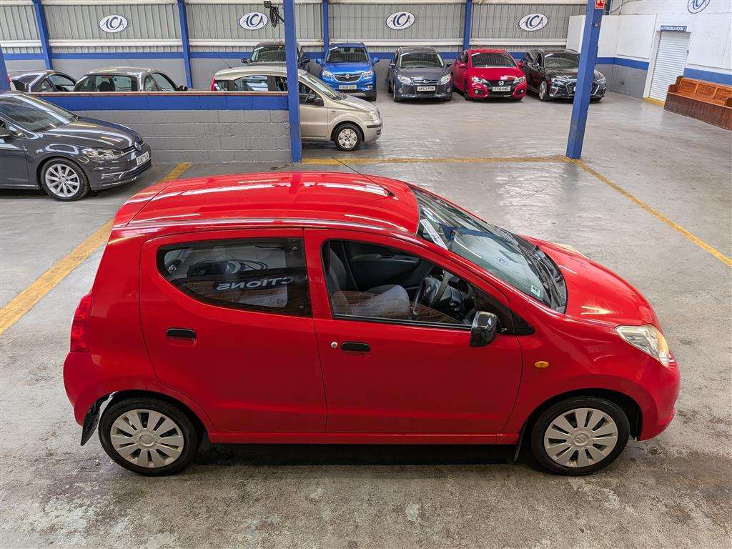<p>2013 SUZUKI ALTO SZ</p>