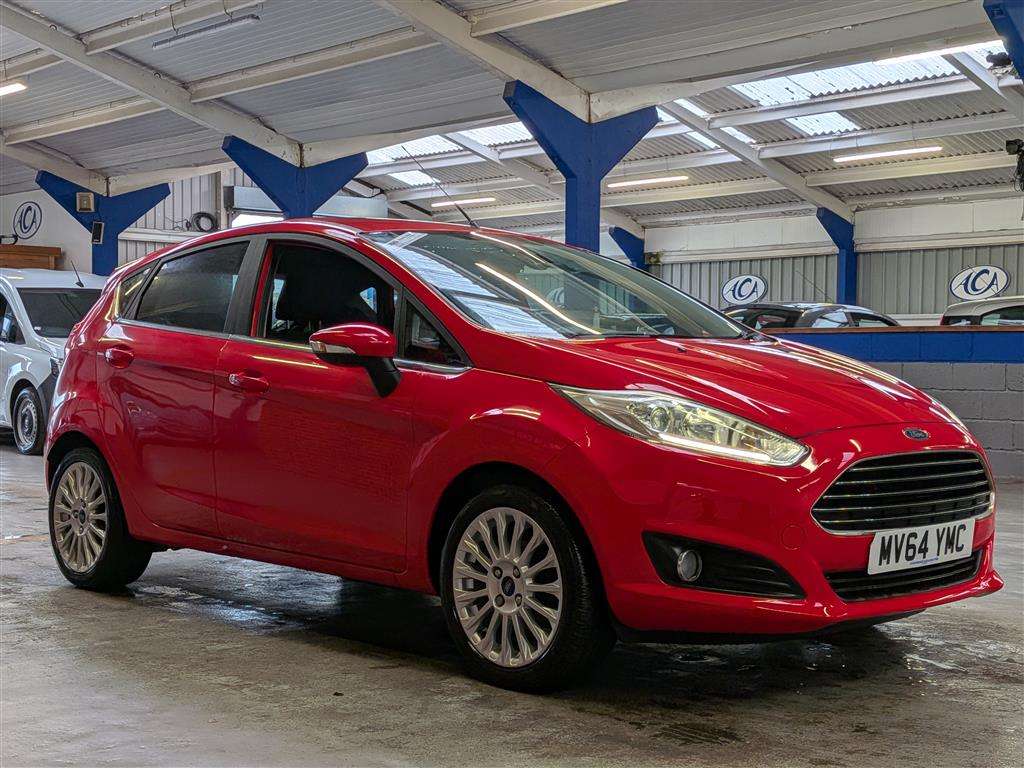 <p>2014 FORD FIESTA TITANIUM</p>