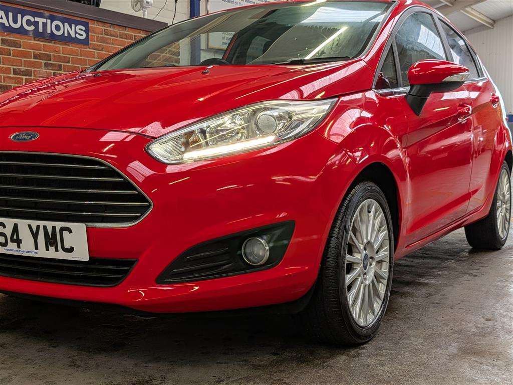 <p>2014 FORD FIESTA TITANIUM</p>